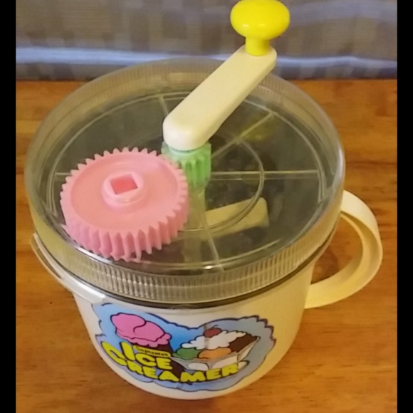 Vintage Supremer Ice Creamer by Nirdic Ware - Picture 2 of 6